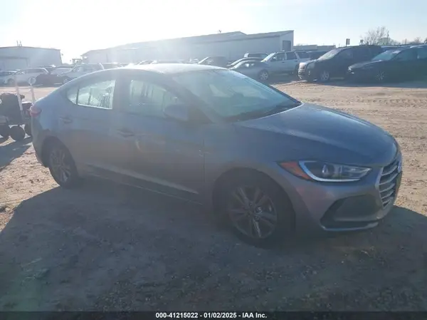 KMHD84LF1HU228963 2017 HYUNDAI ELANTRA - Image 1