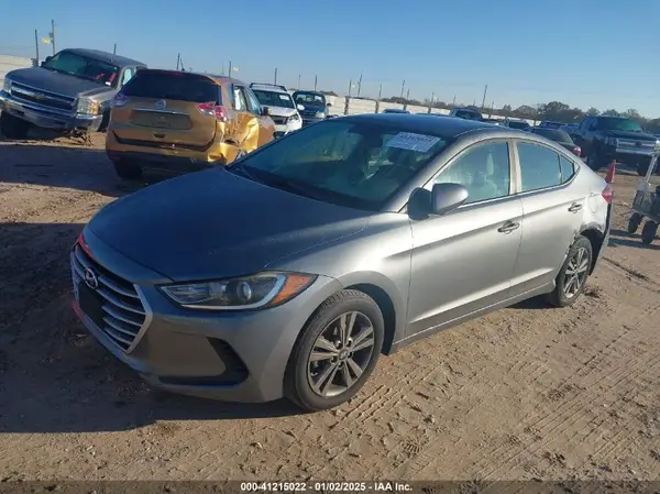 KMHD84LF1HU228963 2017 HYUNDAI ELANTRA - Image 2