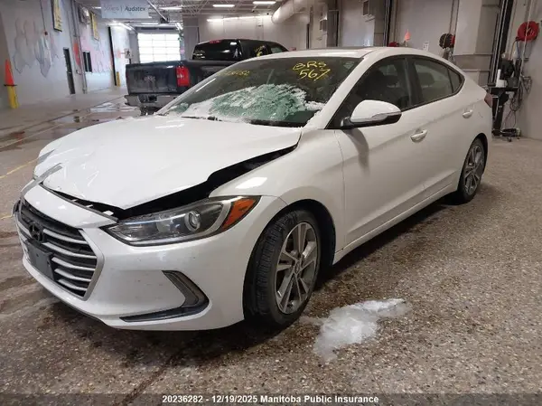 KMHD84LF1HU240496 2017 HYUNDAI ELANTRA - Image 2