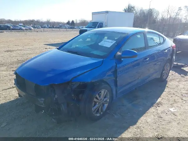 KMHD84LF1HU241776 2017 HYUNDAI ELANTRA - Image 2