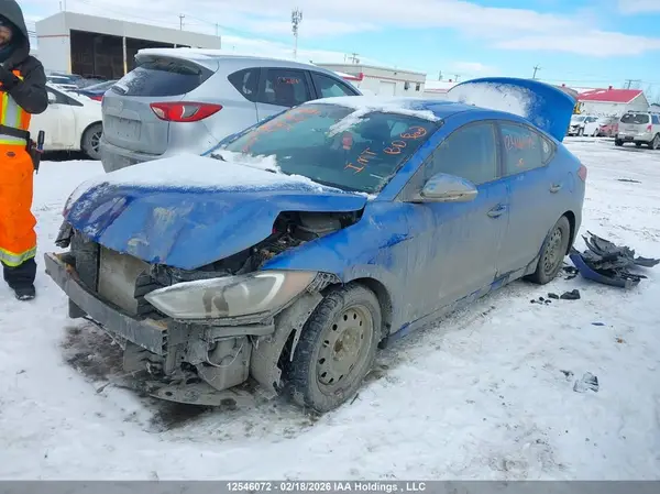 KMHD84LF1HU243673 2017 HYUNDAI ELANTRA - Image 2