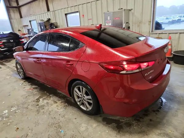 KMHD84LF1HU246816 2017 HYUNDAI ELANTRA - Image 2