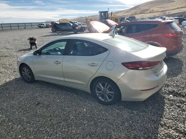 KMHD84LF1HU248615 2017 HYUNDAI ELANTRA - Image 2