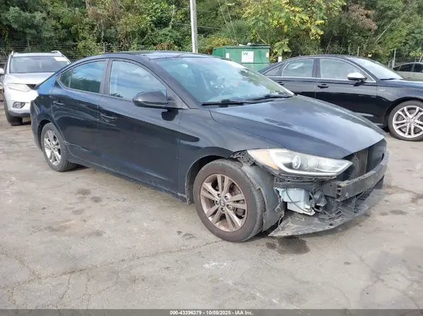 KMHD84LF1HU250008 2017 HYUNDAI ELANTRA - Image 1