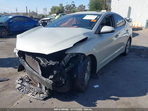 KMHD84LF1HU250445 2017 HYUNDAI ELANTRA - Image 2