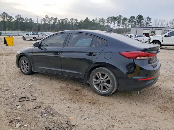 KMHD84LF1HU252342 2017 HYUNDAI ELANTRA - Image 2