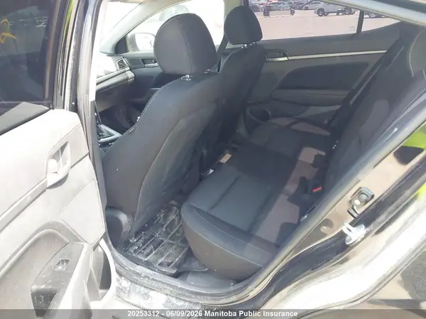 KMHD84LF1HU266760 2017 HYUNDAI ELANTRA - Image 8