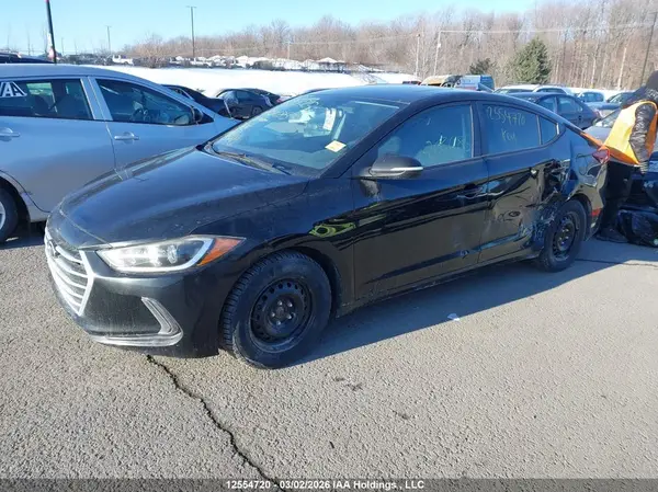 KMHD84LF1HU268685 2017 HYUNDAI ELANTRA - Image 2
