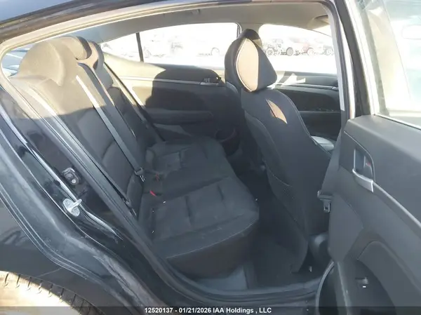 KMHD84LF1HU275409 2017 HYUNDAI ELANTRA - Image 8