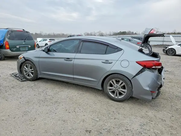 KMHD84LF1HU281629 2017 HYUNDAI ELANTRA - Image 2