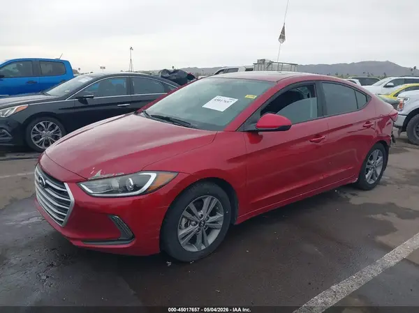 KMHD84LF1HU300129 2017 HYUNDAI ELANTRA - Image 2
