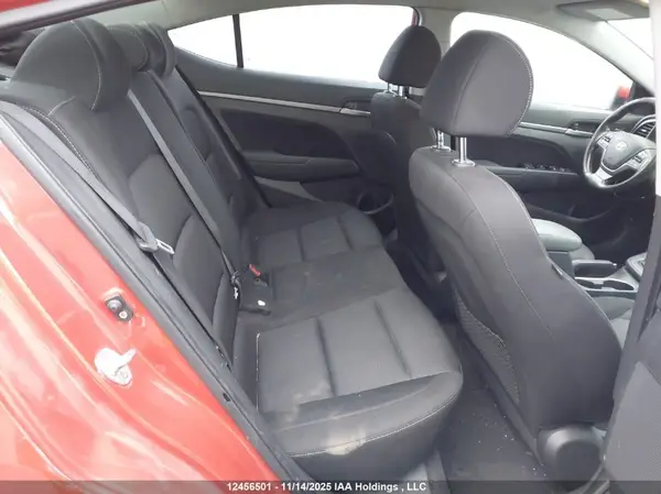 KMHD84LF1HU327797 2017 HYUNDAI ELANTRA - Image 8