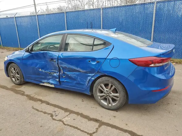 KMHD84LF1HU342316 2017 HYUNDAI ELANTRA - Image 2