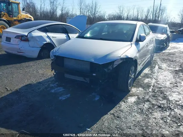 KMHD84LF1HU348696 2017 HYUNDAI ELANTRA - Image 2