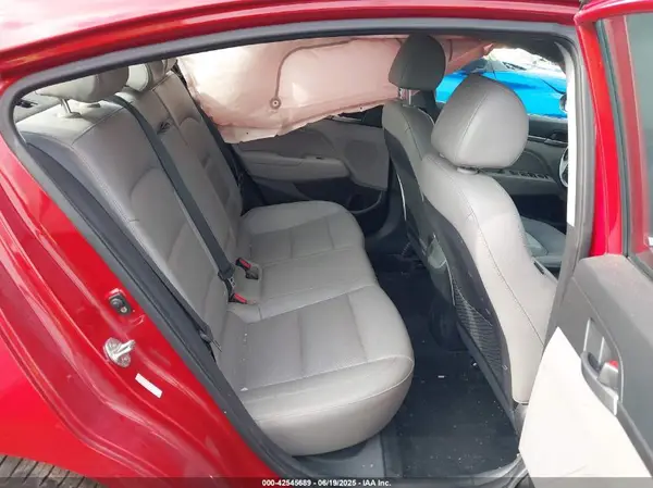 KMHD84LF1HU359603 2017 HYUNDAI ELANTRA - Image 8
