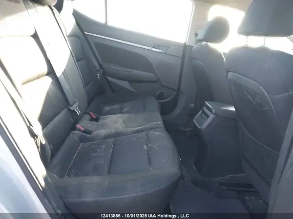 KMHD84LF1HU374344 2017 HYUNDAI ELANTRA - Image 8