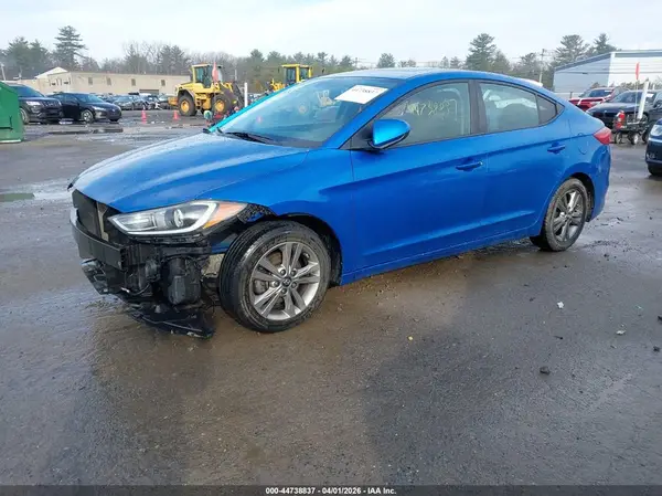 KMHD84LF1HU377552 2017 HYUNDAI ELANTRA - Image 2