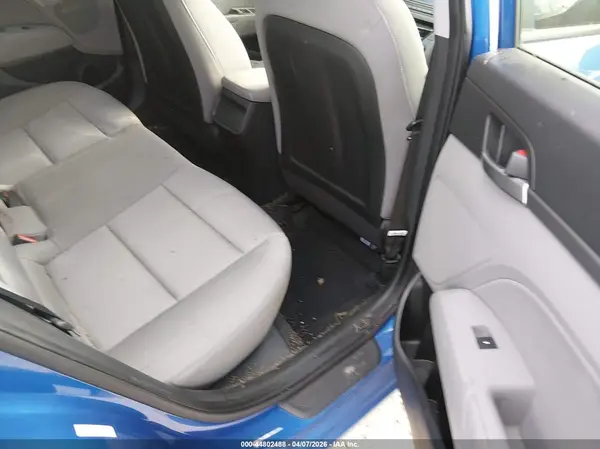 KMHD84LF1HU385716 2017 HYUNDAI ELANTRA - Image 8