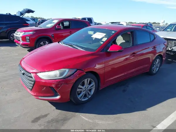 KMHD84LF1HU395484 2017 HYUNDAI ELANTRA - Image 2