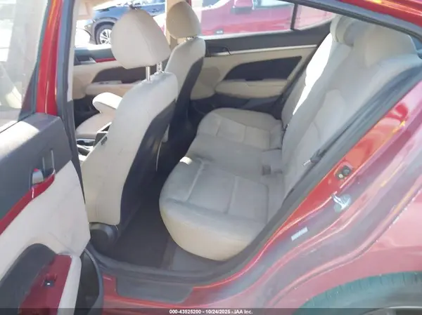 KMHD84LF1HU395484 2017 HYUNDAI ELANTRA - Image 8