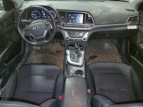 KMHD84LF1HU399373 2017 HYUNDAI ELANTRA - Image 8
