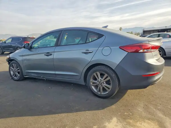 KMHD84LF1HU408816 2017 HYUNDAI ELANTRA - Image 2