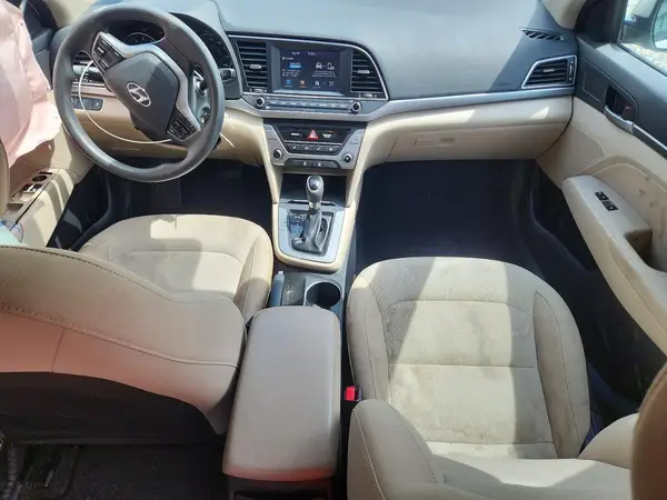 KMHD84LF1HU410064 2017 HYUNDAI ELANTRA - Image 8