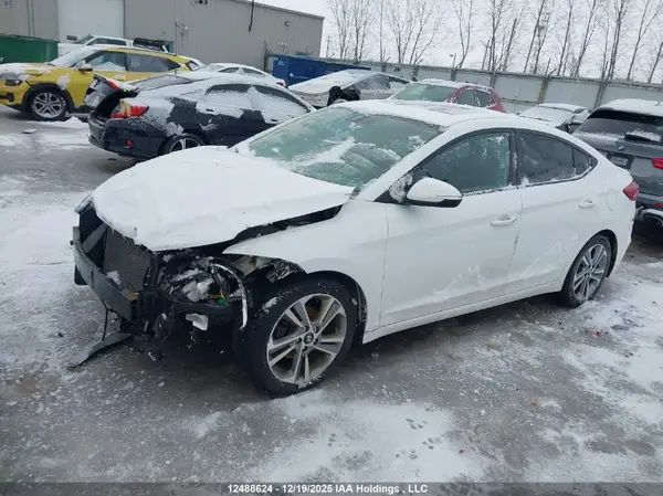 KMHD84LF1HU426085 2017 HYUNDAI ELANTRA - Image 2
