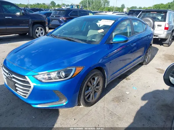 KMHD84LF1HU429066 2017 HYUNDAI ELANTRA - Image 2
