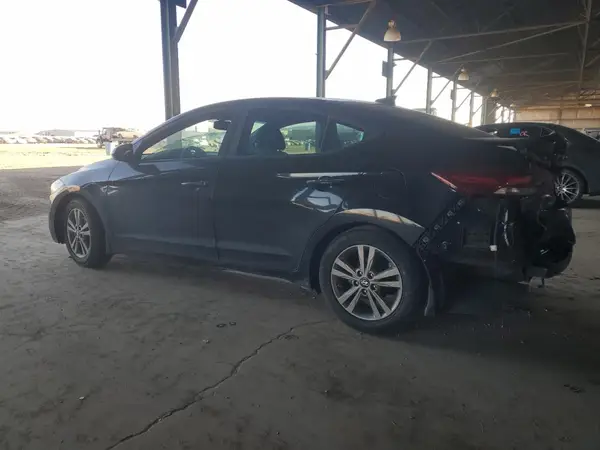KMHD84LF1HU429696 2017 HYUNDAI ELANTRA - Image 2