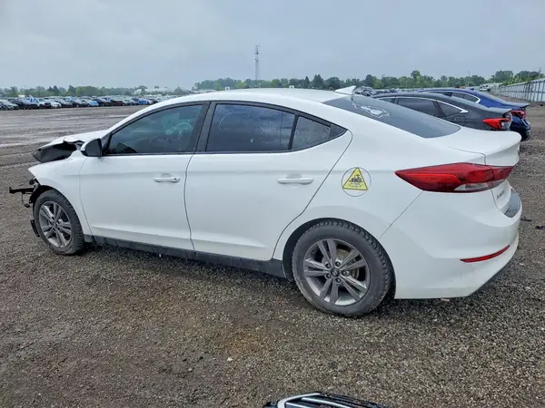 KMHD84LF1JU448206 2018 HYUNDAI ELANTRA - Image 2