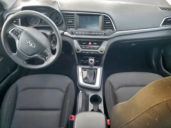 KMHD84LF1JU452403 2018 HYUNDAI ELANTRA - Image 8