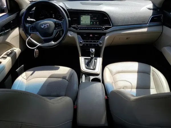 KMHD84LF1JU452515 2018 HYUNDAI ELANTRA - Image 8