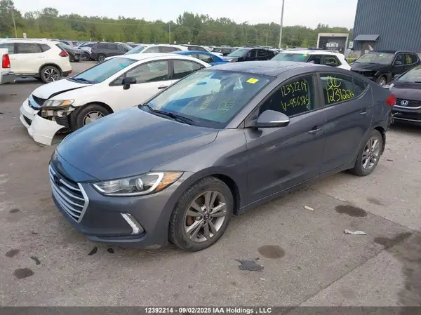 KMHD84LF1JU456385 2018 HYUNDAI ELANTRA - Image 2