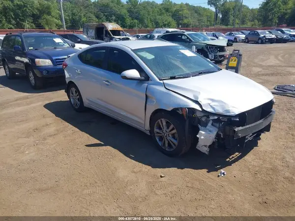 KMHD84LF1JU467757 2018 HYUNDAI ELANTRA - Image 1