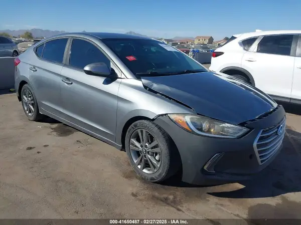 KMHD84LF1JU473610 2018 HYUNDAI ELANTRA - Image 1