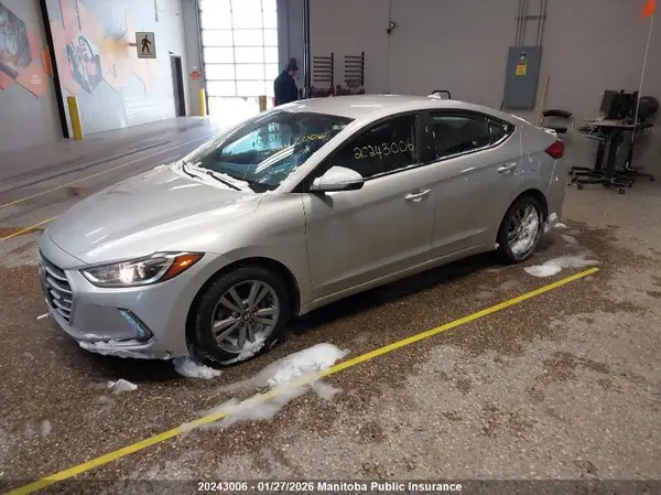 KMHD84LF1JU480654 2018 HYUNDAI ELANTRA - Image 2