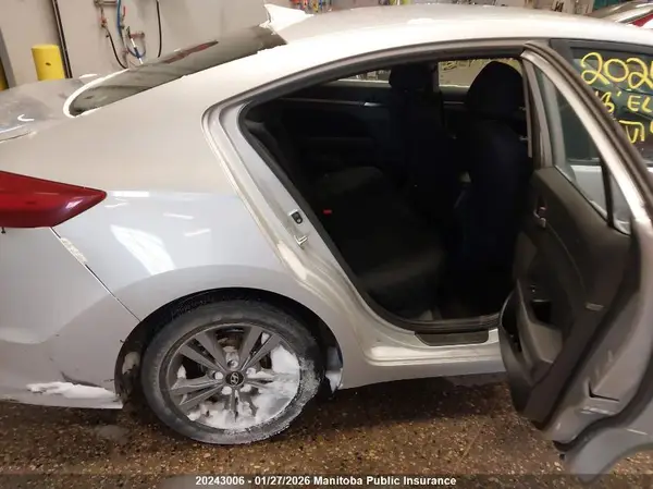 KMHD84LF1JU480654 2018 HYUNDAI ELANTRA - Image 8
