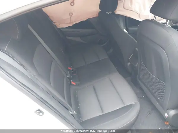 KMHD84LF1JU480850 2018 HYUNDAI ELANTRA - Image 8