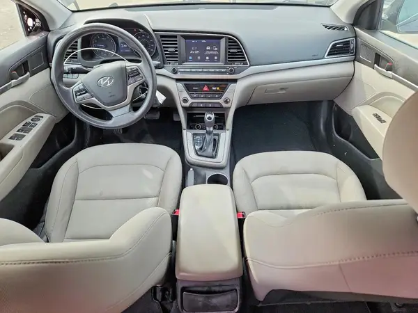 KMHD84LF1JU493243 2018 HYUNDAI ELANTRA - Image 8