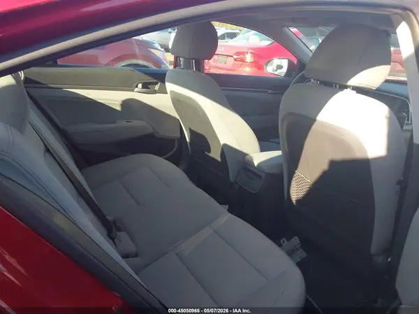 KMHD84LF1JU494893 2018 HYUNDAI ELANTRA - Image 8