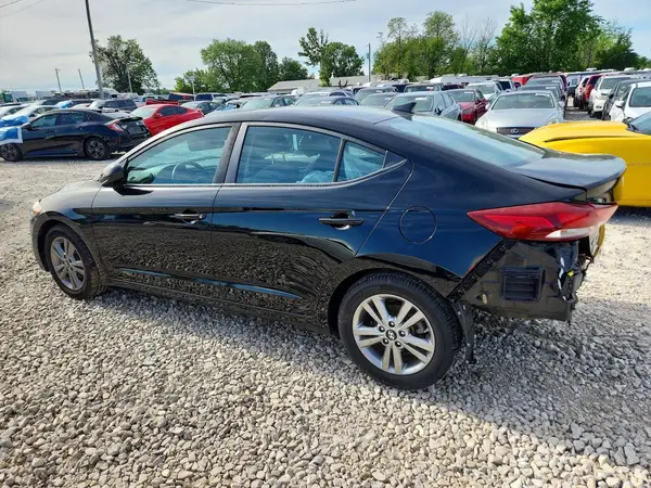 KMHD84LF1JU543123 2018 HYUNDAI ELANTRA - Image 2