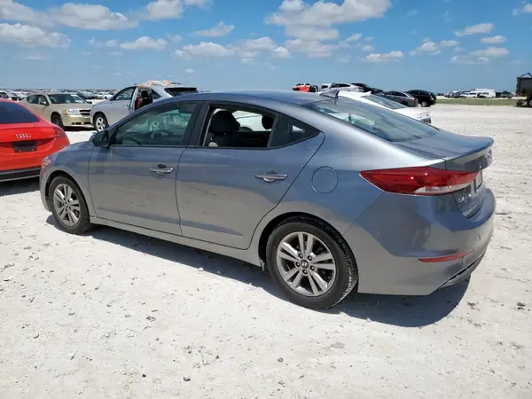 KMHD84LF1JU544398 2018 HYUNDAI ELANTRA - Image 2