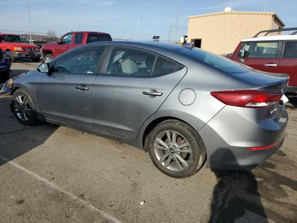 KMHD84LF1JU578275 2018 HYUNDAI ELANTRA - Image 2