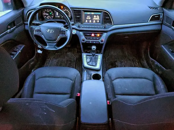 KMHD84LF1JU579975 2018 HYUNDAI ELANTRA - Image 8