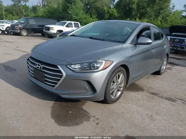 KMHD84LF1JU591866 2018 HYUNDAI ELANTRA - Image 2