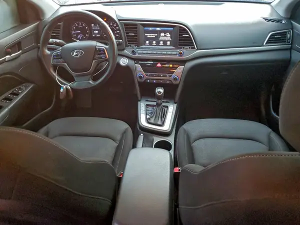 KMHD84LF1JU593987 2018 HYUNDAI ELANTRA - Image 8