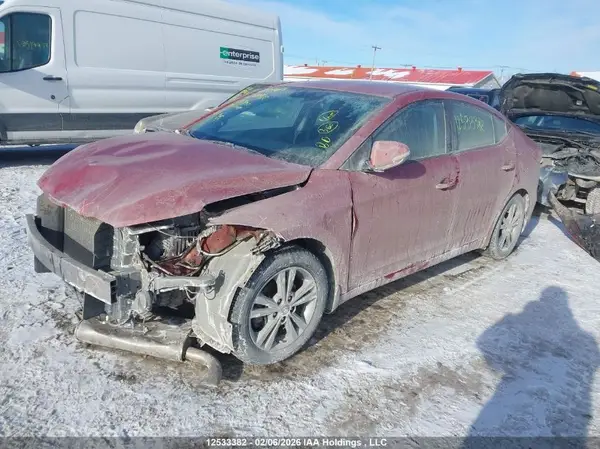 KMHD84LF1JU597800 2018 HYUNDAI ELANTRA - Image 2