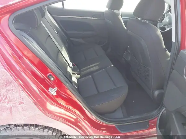 KMHD84LF1JU597800 2018 HYUNDAI ELANTRA - Image 8