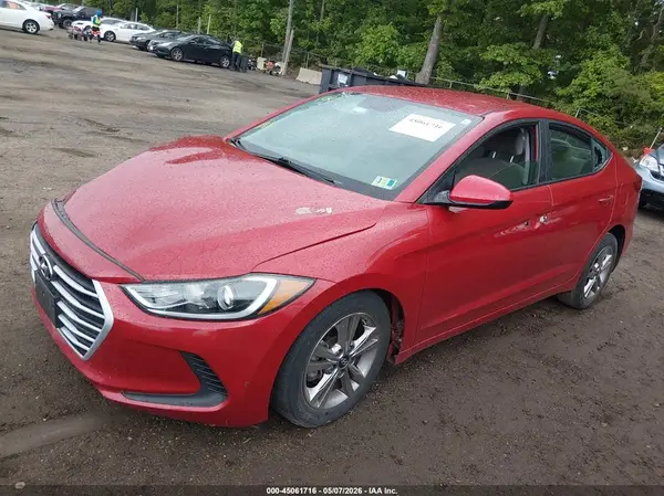 KMHD84LF1JU600176 2018 HYUNDAI ELANTRA - Image 2